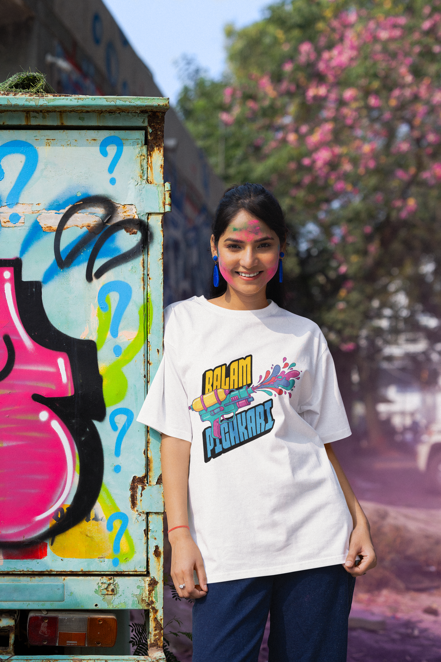 Balam Pichkari Holi T-Shirt – Vibrant, Playful Design